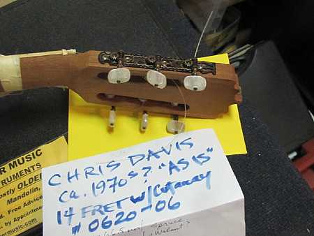 CHRIS DAVIS CLASSICAL 14 FRET GUITAR